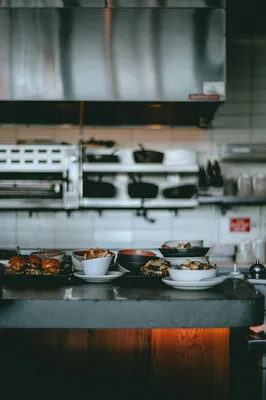 Logiciel HACCP ou classeur papier pour restaurant à Marseille : quel support choisir pour sécuriser efficacement votre établissement en 2026 ?