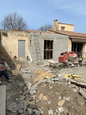 Éclairage extérieur d’une villa sur la commune de Roquevaire