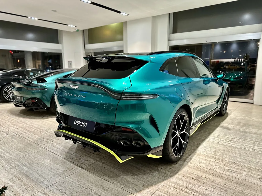 traitement céramique Lyon Aston Martin DBX 707 AMR 