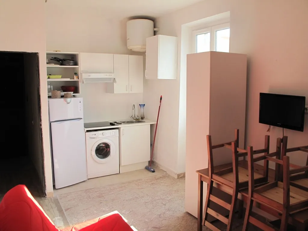 Cassis à vendre appartement de type 2 