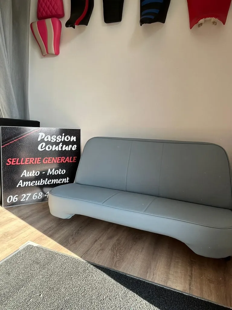 Rénovation d'une selle sur mesure de voiture à bordeaux