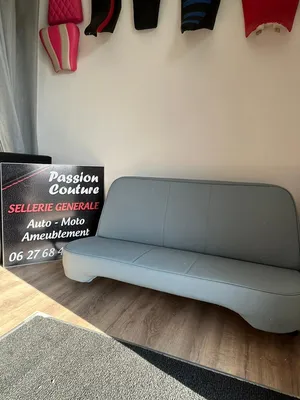 Rénovation d'une selle sur mesure de voiture à bordeaux