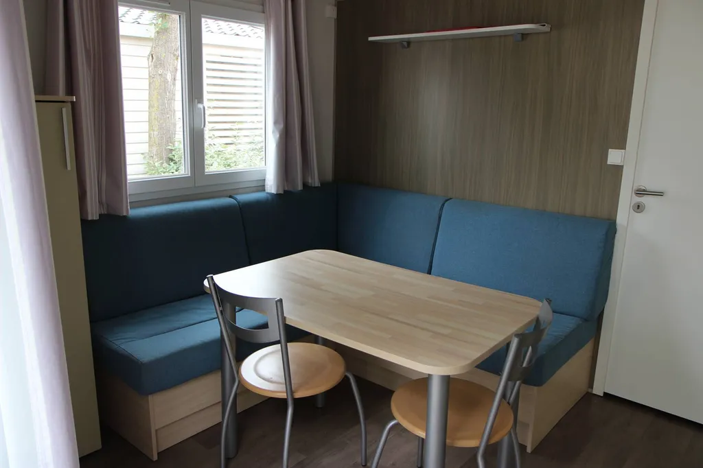 location et mobil home en vacances au camping  juillet proche du Cap d'Agde