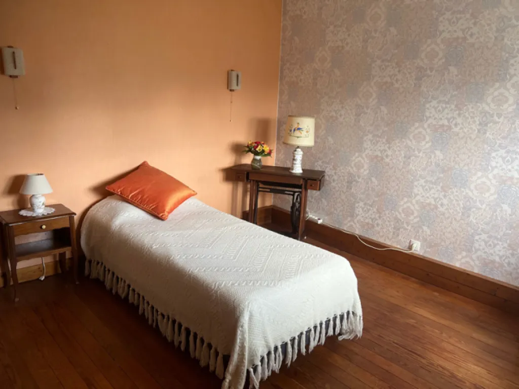 A acheter maison de 130 m² édifiée sur 1400 m² de terrain sur la commune de LES MONTS DU ROUMOIS 27520