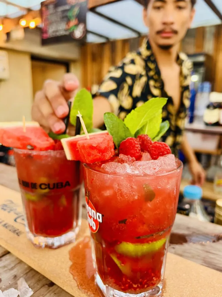 Notre zone d'activité pour ce serviceRestaurant et rôtisserie avec salle intérieure et terrasse extérieure