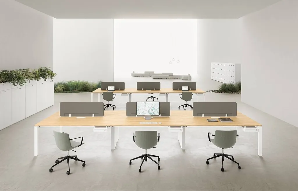 Bureaux partagés pour aménager un open-space à Nîmes