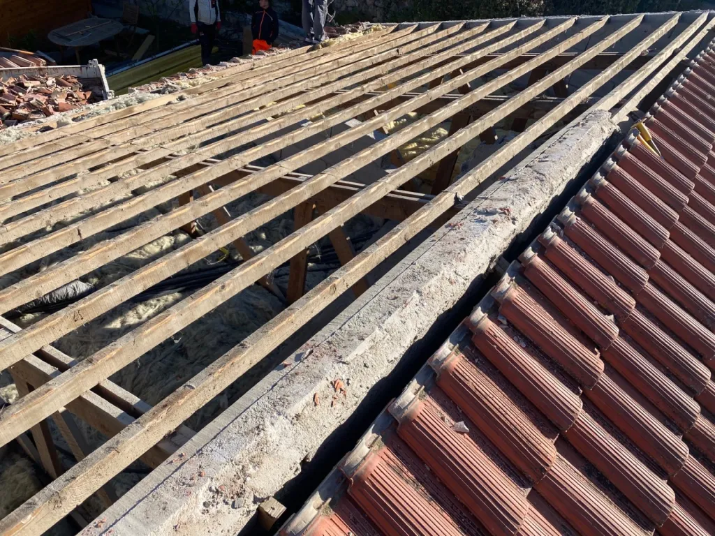 Réfection de toiture type P.S.T sur Velaux près de Aix en Provence