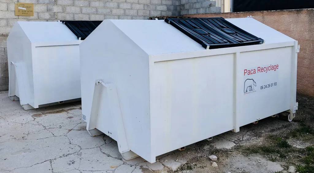 Location de bennes à cartons et papiers sur Salon de Provence et ses environs (13)