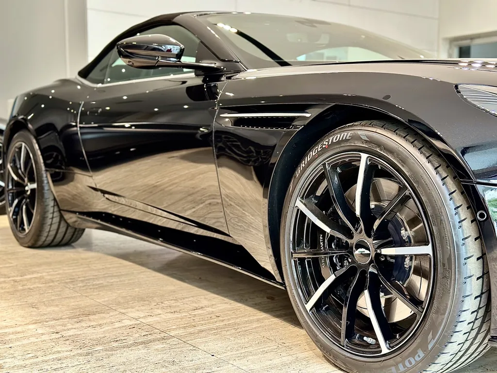 Centre de protection automobile centre de DETAILING protection céramique film de protection PPF Aston Martin LYon DB11 Volante