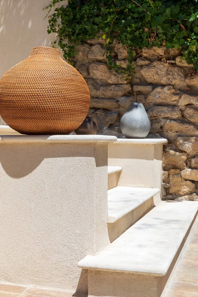 escalier extérieur d'une maison de ville 13300 Salon de Provence