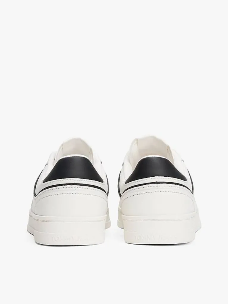 Baskets basses en daim multitextures Tommy Jeans au top avec  Urban Chic à Dieppe