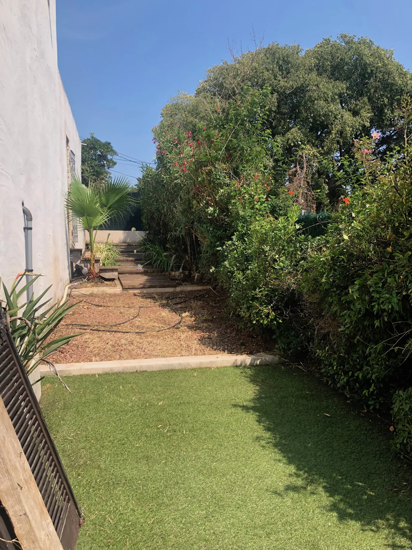 Sur le côté (après)