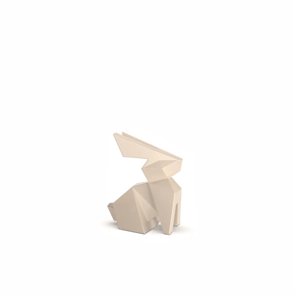 Statue lapin Origami Kousagi design par Vondom disponible chez Ginette Design à Labège proche de Toulouse