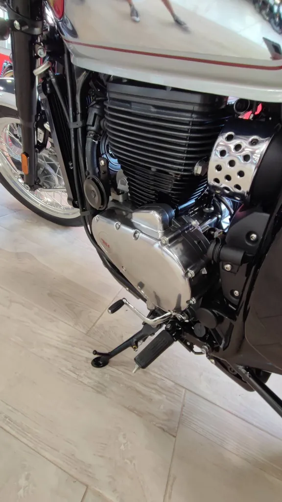 BSA GOLD STAR SILVER