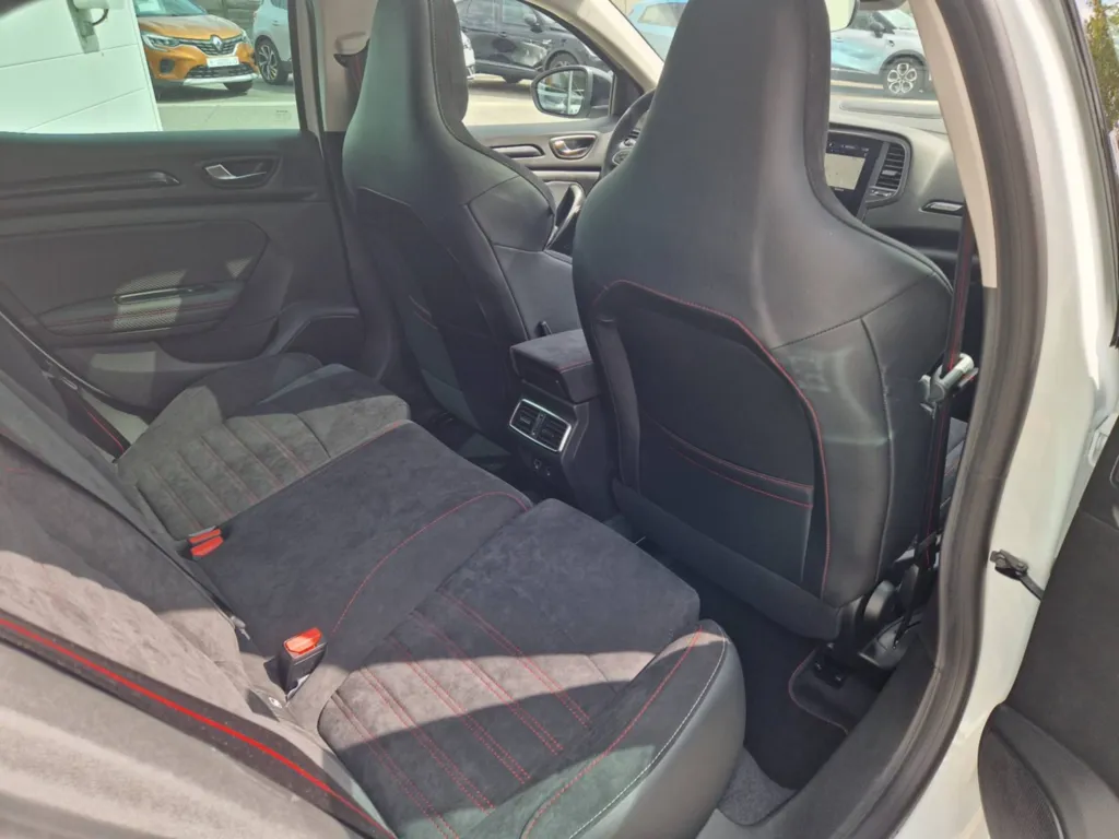 RENAULT MÉGANE IV RS OCCASION 1.8T 300 EDC TROPHY TOIT OUVRANT PRÈS DE TOULOUSE EN OCCITANIE