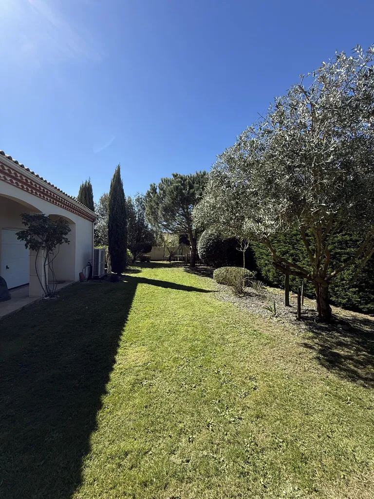 Remise en état complète de jardin à Muret près de Toulouse : entretien espaces verts, taille de haies, tonte, désherbage et élagage professionnel