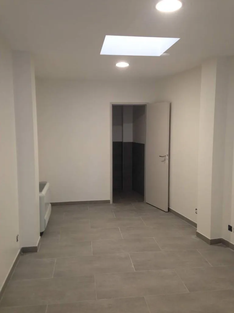 Rénovation d'un local commercial Salon de Pce - après travaux