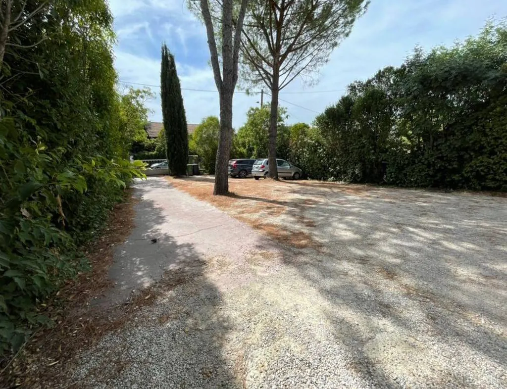 Terrain constructible à vendre sur Aix en Provence à proximité du centre ville