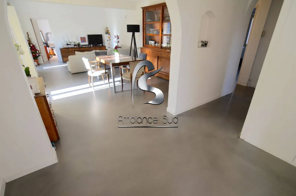 AMBIANCE SUD BETON CIRE COULE