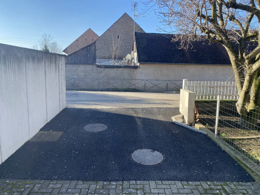Pose d'enrobé à Oberschaeffolsheim par l'entreprise CLK 