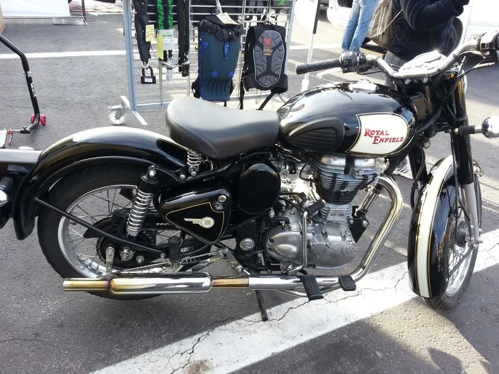 moto neuve royal enfield classic sanary sur mer