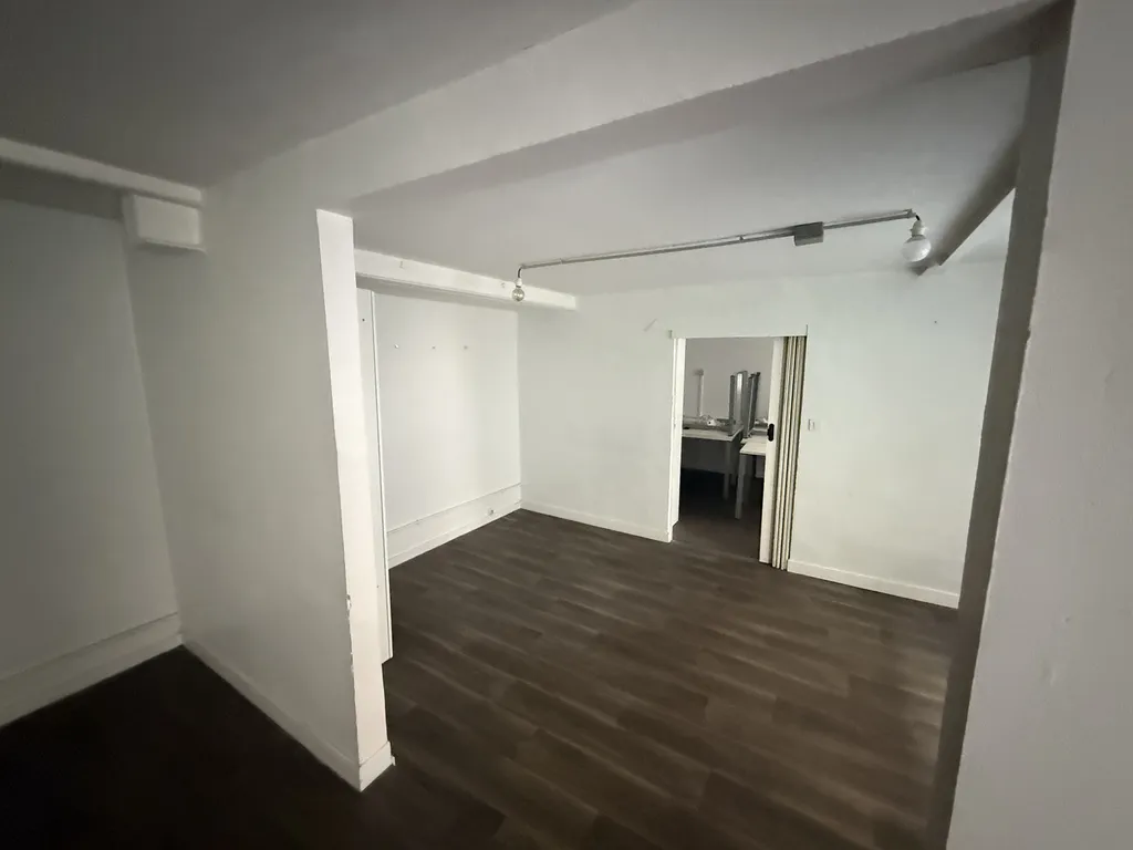 Location - Bureau 70 m², Bastille, Rue de la Roquette 75011 PARIS