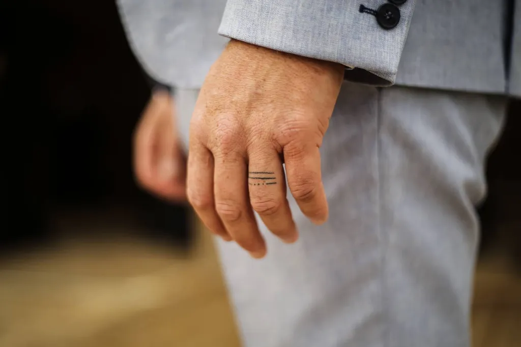 Idées originales pour les mariés qui n'aiment pas porter de bague par vos wedding planner en Aquitaine - Les Mariages de Mademoiselle L - Christelle Petard