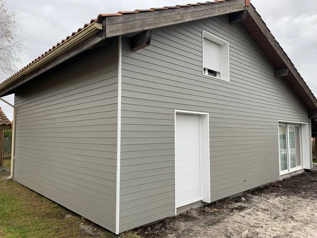 CBNL refait l’habillage de la façade d’une maison parentissoise