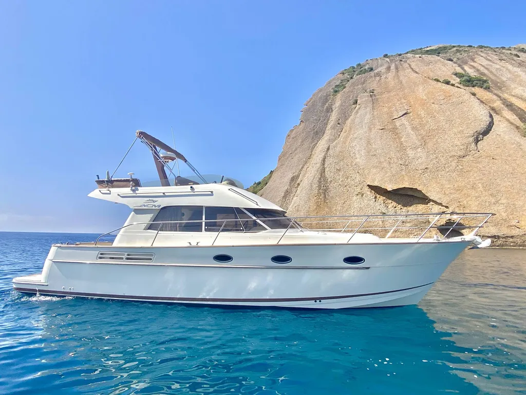 Bateau L'Eden Boat : Vedette Luxueuse 