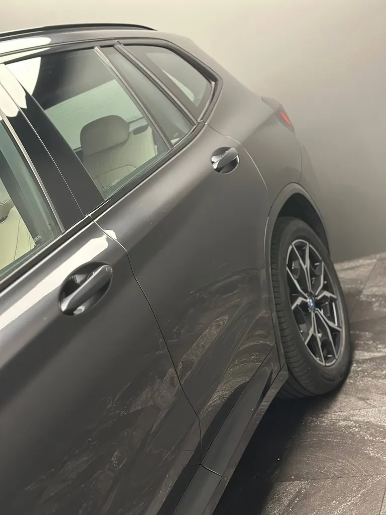 Entretien de l'habitacle en profondeur sur un BMW X3 à Le Mans (72)