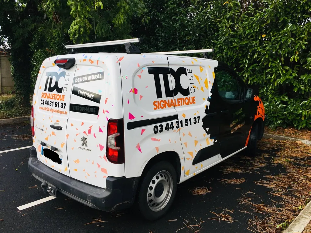marquage véhicule design éclatant