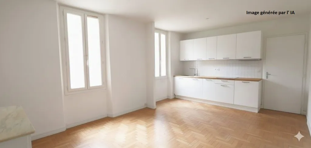 Appartement lumineux de type 2 à rénover dans le centre historique d'Aubagne