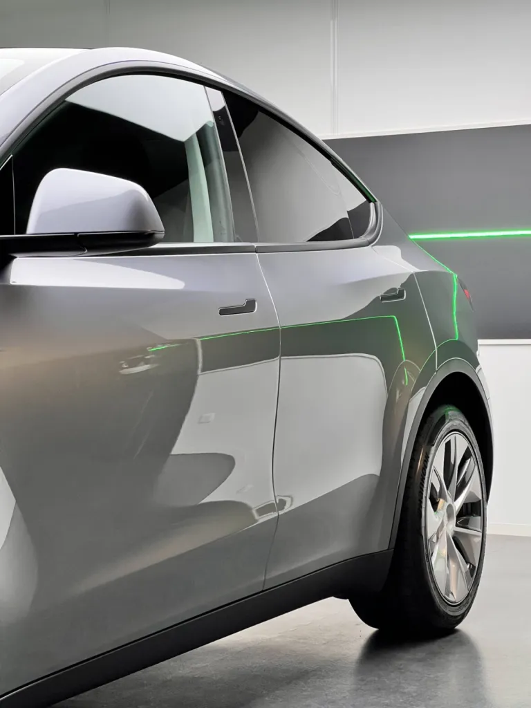 TESLA MODEL Y - PPF XPEL GRIS QUICKSILVER - LILLE