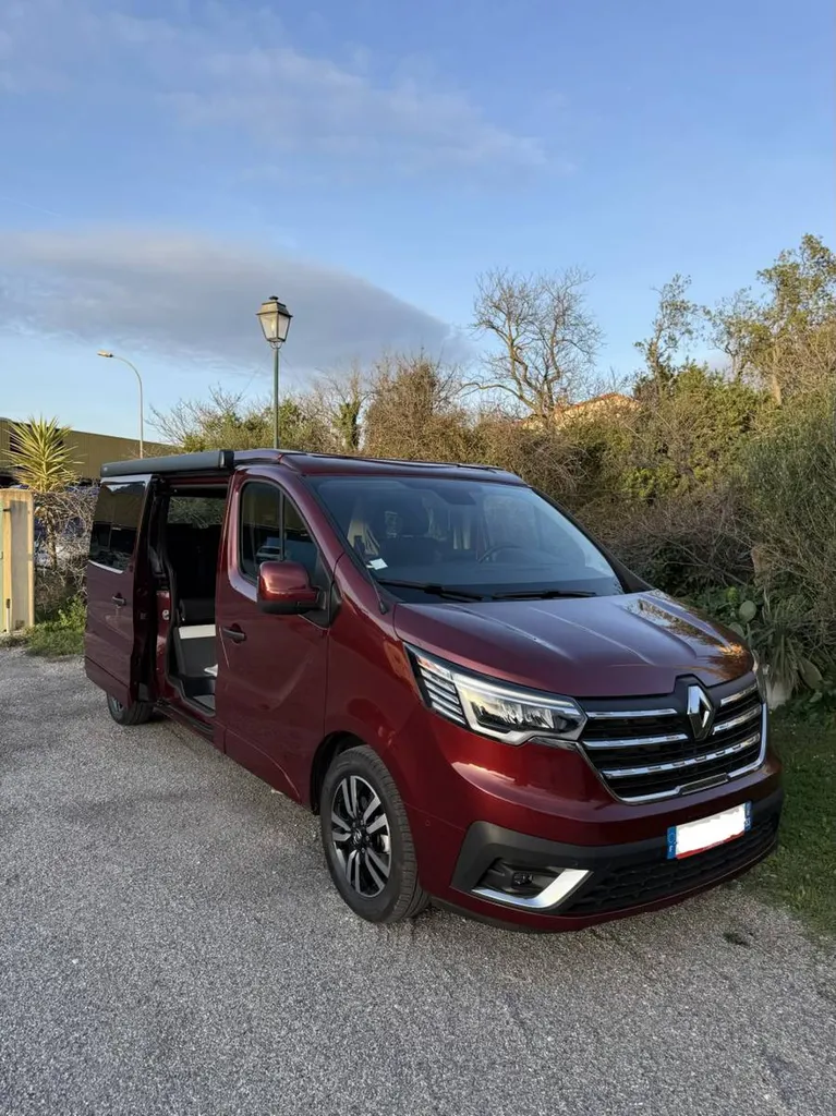RENAULT TRAFIC HANROAD TREK 5 XL
