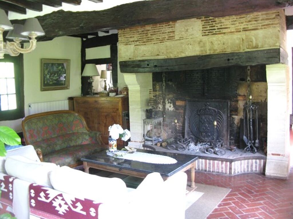 MAISON NORMANDE Proche BERNAY, Eure 27