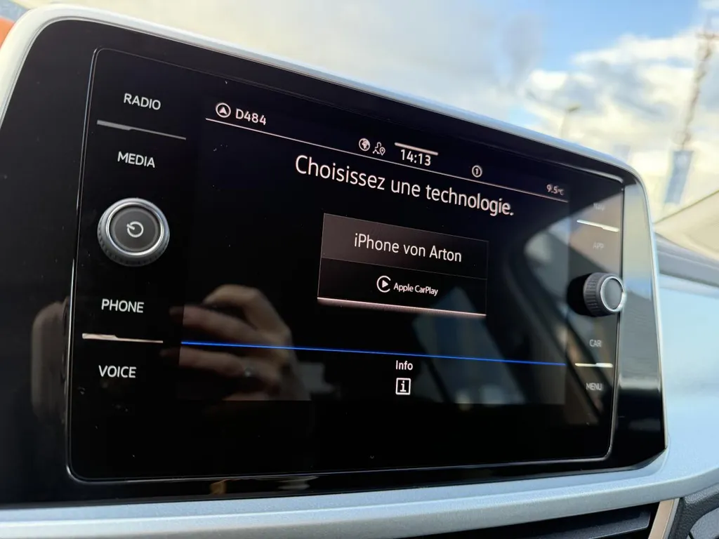 Vente Volkswagen T-Roc occasion à Rouen : SUV Diesel Automatique récent disponible chez votre concessionnaire Normandie