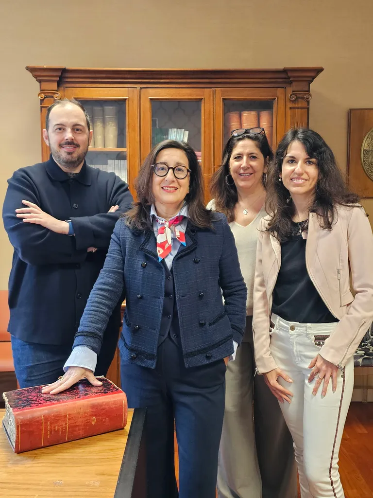 Me Carole BODIKIAN et son équipe