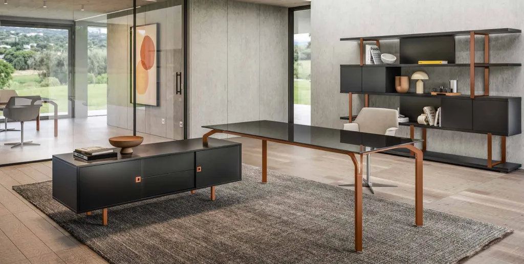 Bureau de direction verre laqué avec retour meuble crédence à Nîmes