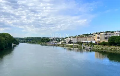 Le Pecq 4 pièces rénové de 68 m2. Lumineux et calme. 