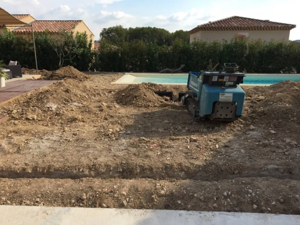 amenagement jardin autour piscine Bouches du Rhone