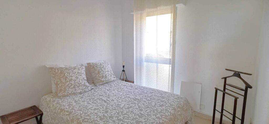 Vente appartement T2 Cassis  avec jardin et parking privé dans résidence de standing sécurisée