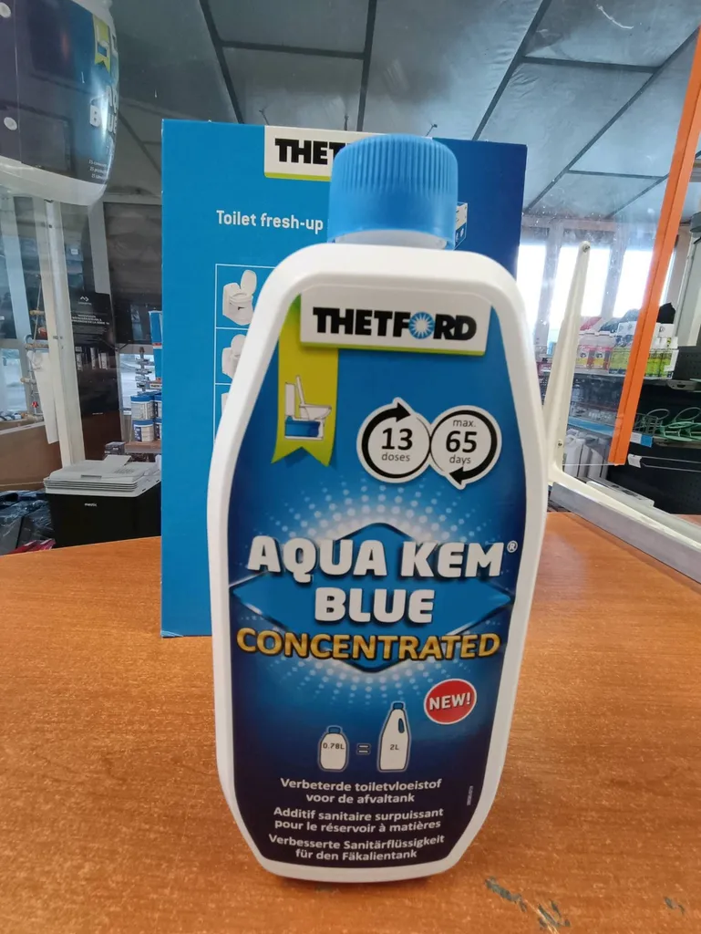 Produit wc chimique pour camping car dans les Bouches-du-Rhône