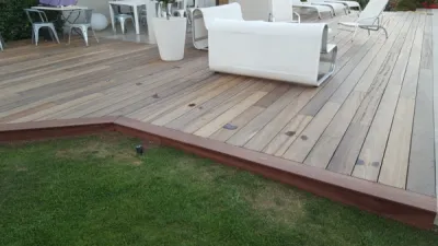 Création d'une Terrasse en Padouk à Meyreuil: Une Réalisation de la Parqueterie Aixoise