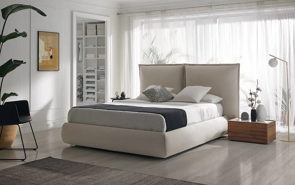 Tête de lit originale en tissu hyères 83400 var