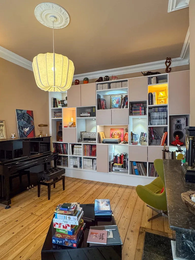 Bibliothèque sur mesure JotaJotape au cœur de Toulouse – un aménagement design et fonctionnel