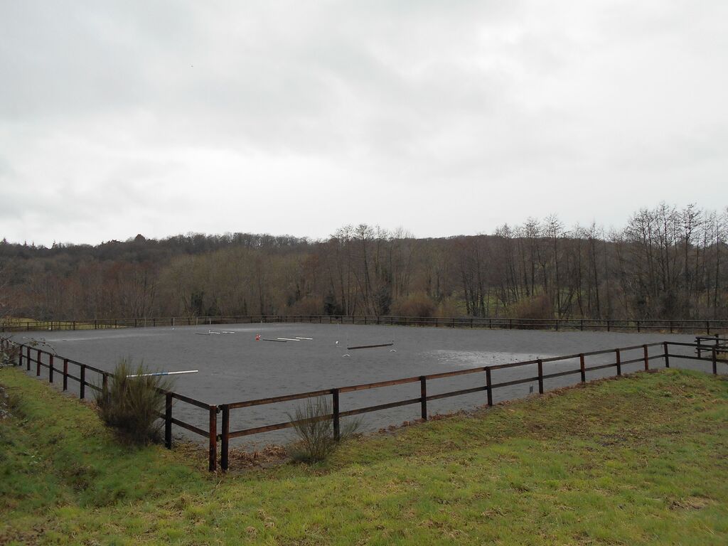 AGENCE SPECIALISEE DANS LA VENTE DE HARAS ET FERMES