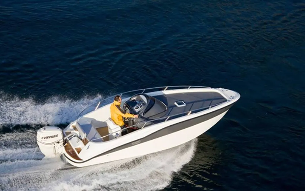 Day-cruiser Aries de clear à vendre La Martinique Le Carbet