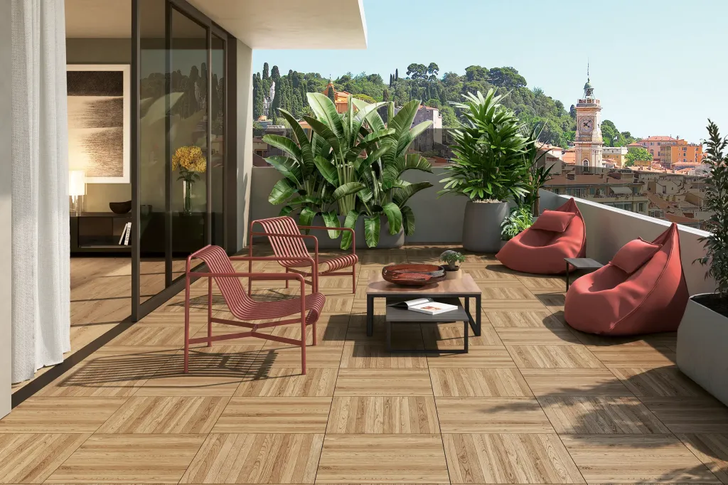 À Bois-Guillaume, proche de Rouen, le décor 3D bois crée des murs saisissants dans les salons contemporains.