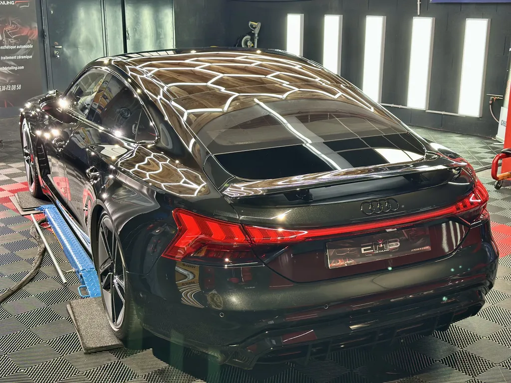 Detailing Lyon spécialiste du traitement céramique et de la protection carrosserie Audi e-tron GT