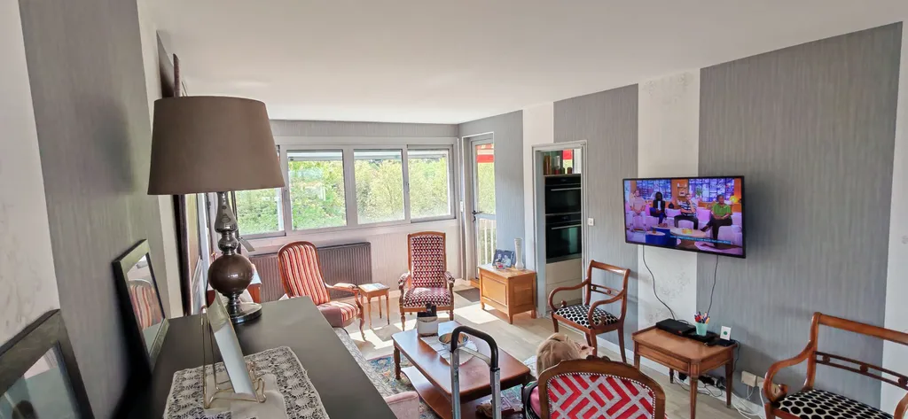 À vendre, appartement de 82m² avec ascenseur sur la commune de SAINT PIERRE LES ELBEUF 7632